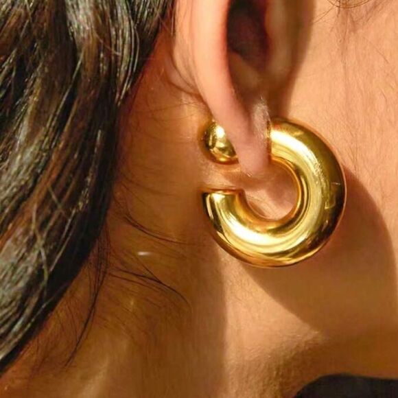 Statement round earrings A1106 - Picture 1 of 5